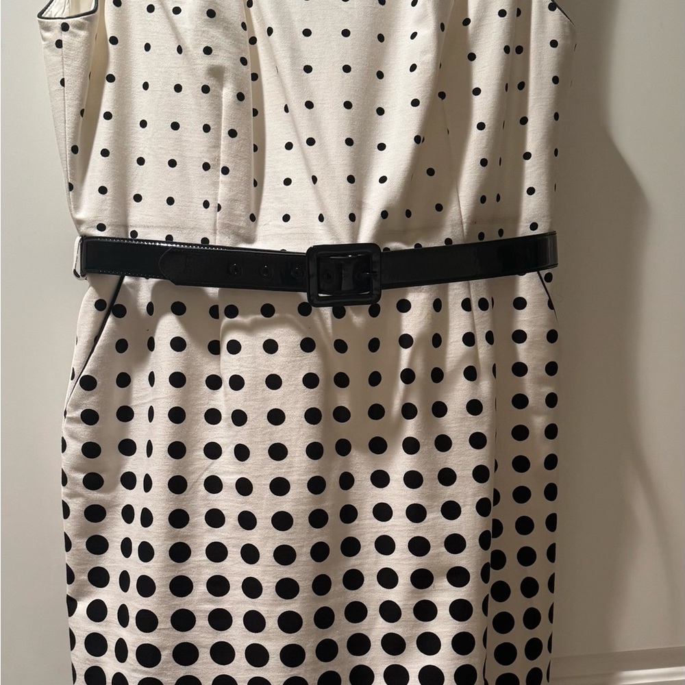Sleeveless Polka Dot Midi Dress with Black Belt - White/Black